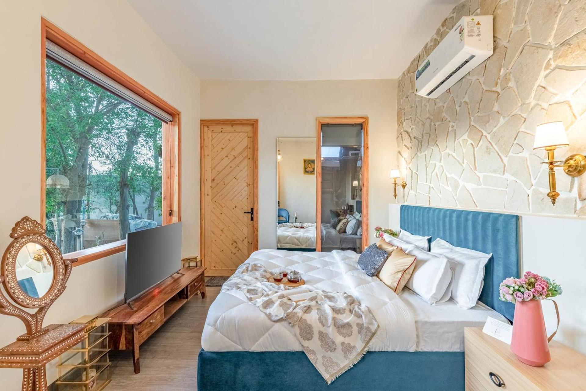 Stayvista At The Magnolia Farm In 3 Bedroom With Indoor Pool & Jacuzzi Amritsar